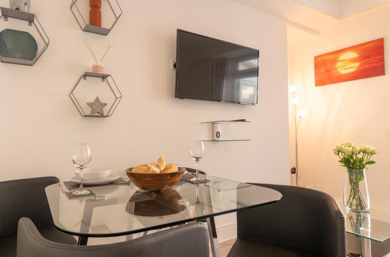 伊尔弗勒科姆Highfield House - 1 Bed-Sleeps 2-Tjs20Hh公寓 外观 照片